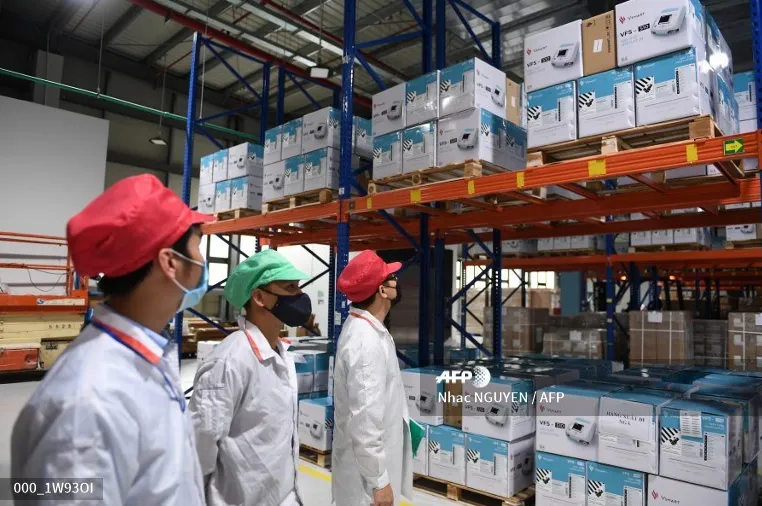 Hình ảnh máy thở của Vingroup trên AFP, Bloomberg, Reuters gây sốt