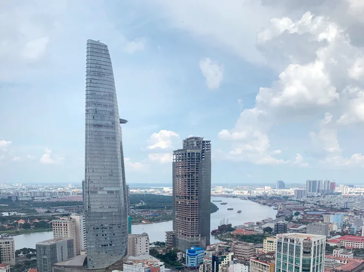 Một góc trung tâm TPHCM. Ảnh: HUY PHAN