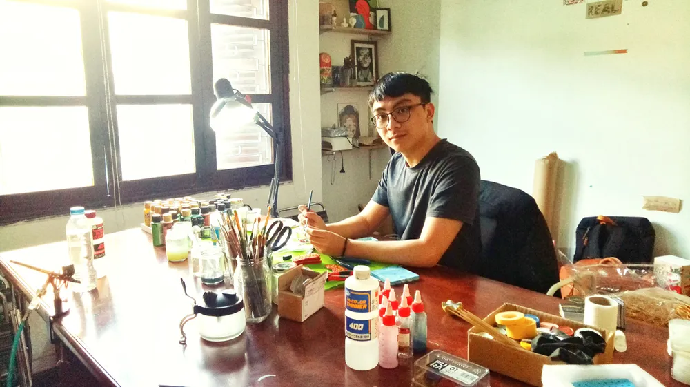 Họa sĩ trẻ Phan tiếp tục với những tác phẩm của mình