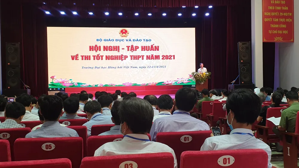 Hội nghị tập huấn về thi tốt nghiệp THPT năm 2021. Nguồn: Chinhphu.vn