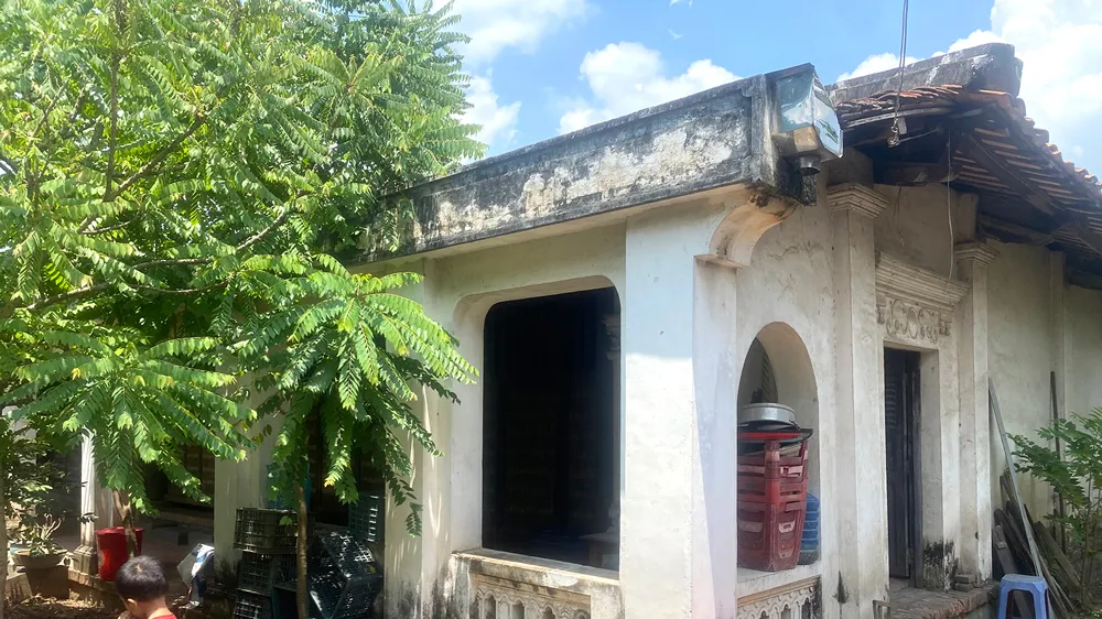 Hoang phế nhà cổ