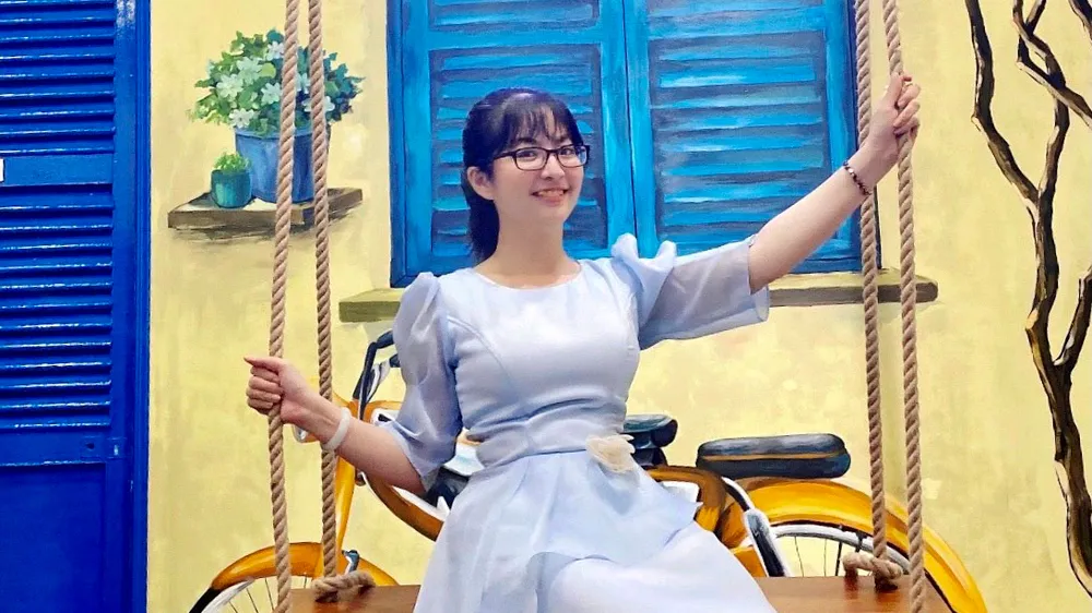 Cô gái “hóa trang giọng nói”