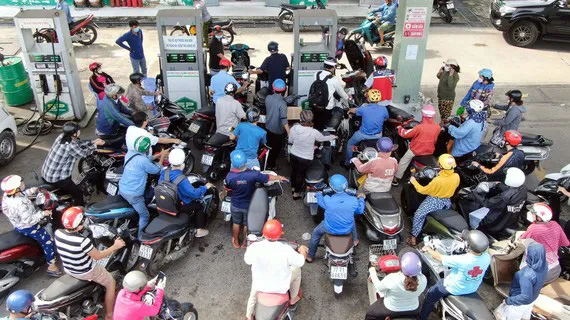 Thanh tra 3 bộ, 15 doanh nghiệp và 2 nhà máy về xăng dầu