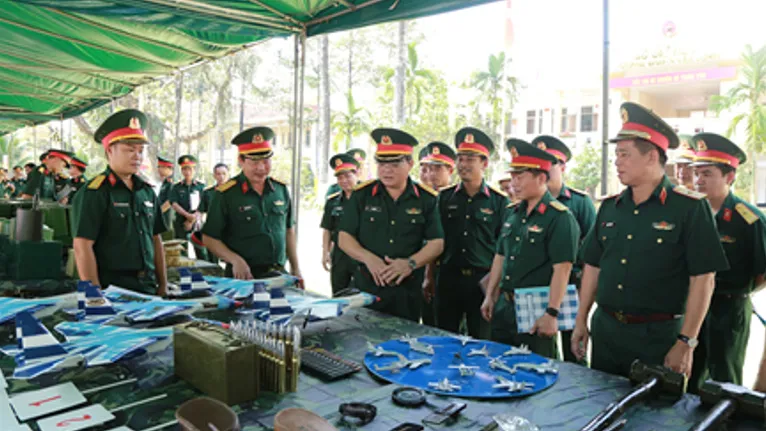 Sư đoàn 302 tiếp nhận 1.200 chiến sĩ mới