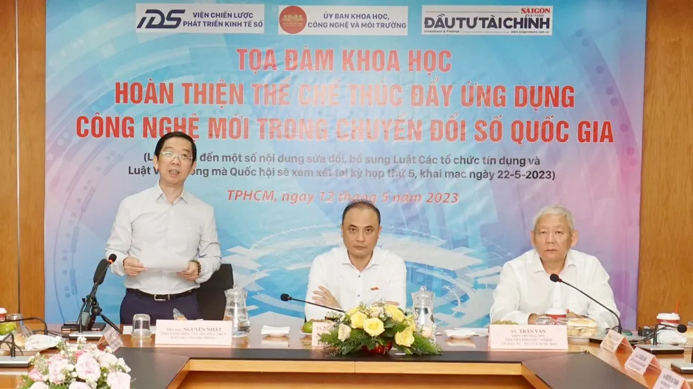 Kiến nghị đưa vào Luật Các Tổ chức tín dụng sửa đổi quy định về ngân hàng số