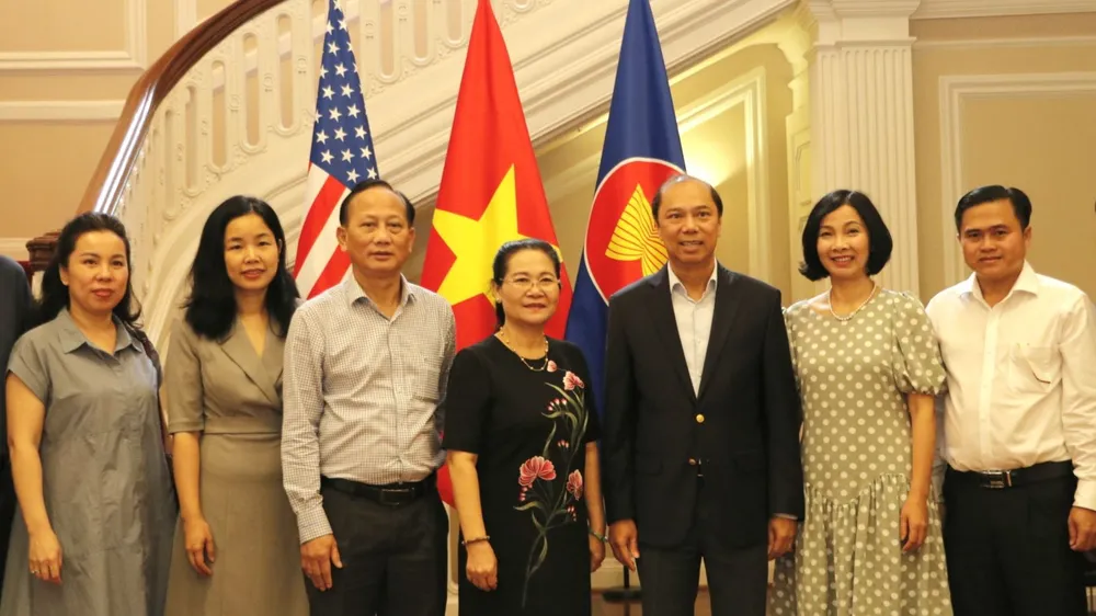 Đoàn đại biểu TPHCM bắt đầu chuyến thăm, làm việc tại Hoa Kỳ