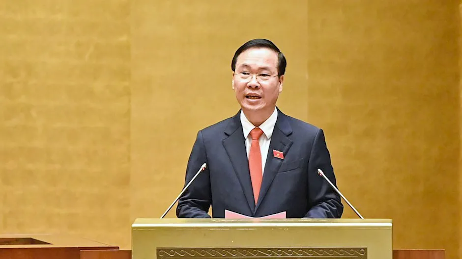 Chủ tịch nước ân giảm từ hình phạt tử hình xuống tù chung thân cho 11 bị án