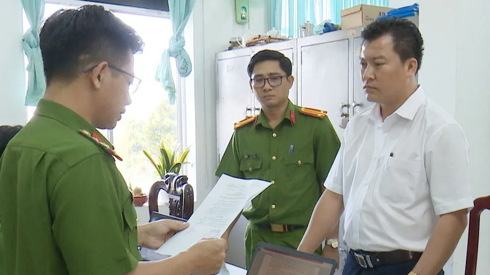Bạc Liêu: Khởi tố giám đốc lừa đảo gần 26 tỷ đồng