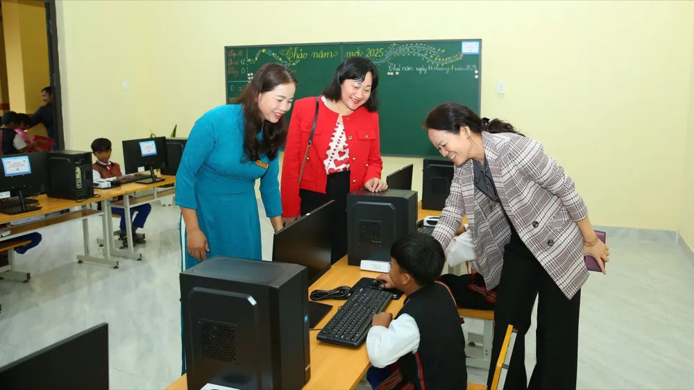 Mang yêu thương về Quảng Trị, Quảng Bình