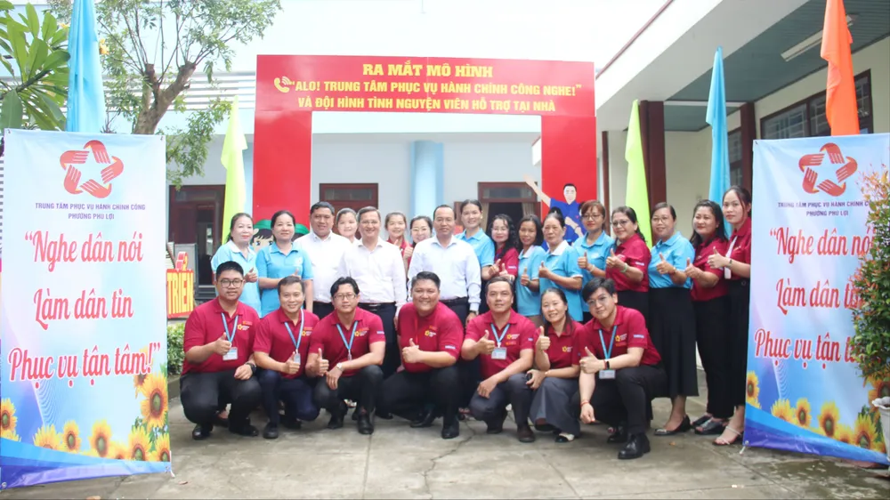 Phường Phú Lợi (TPHCM): Ra mắt mô hình "Alo! Trung tâm Phục vụ hành chính công nghe!"