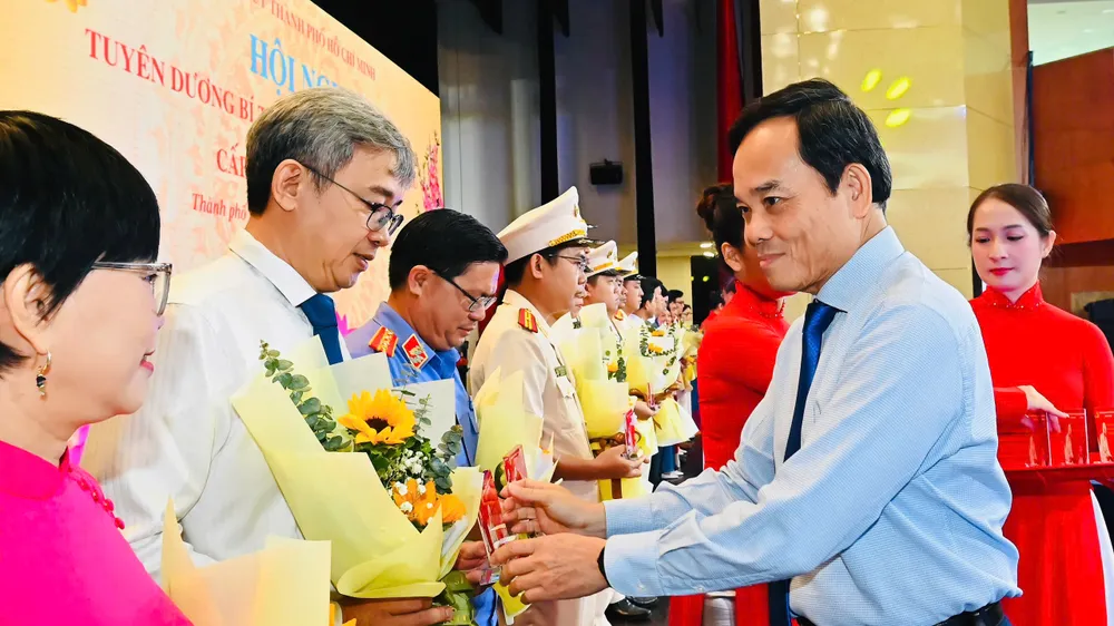 TPHCM: Tuyên dương 233 bí thư chi bộ xuất sắc tiêu biểu cấp thành phố