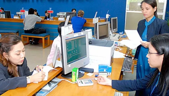 Nên mua vé máy bay tại các phòng vé chính thức