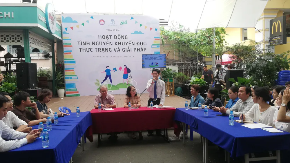 Tình nguyện khuyến đọc: Lan tỏa văn hóa đọc