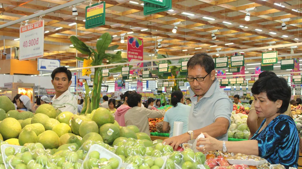 Theo tiêu chuẩn mới, các loại trái cây vừa phải an toàn vừa đạt độ trưởng thành mới được đưa vào kinh doanh tại siêu thị Co.opmart 