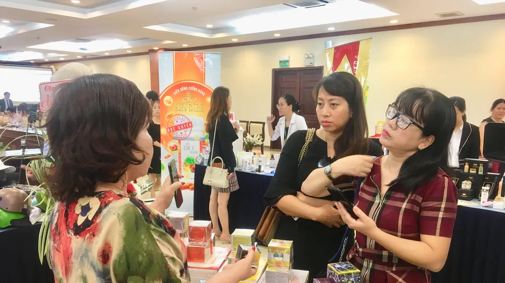 Xử phạt nặng, đẩy lùi hàng giả, hàng nhập lậu