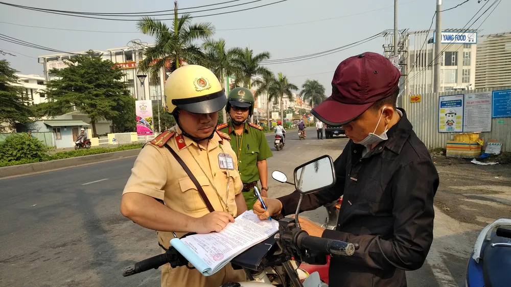 Câu hỏi từ những con số đau lòng 
