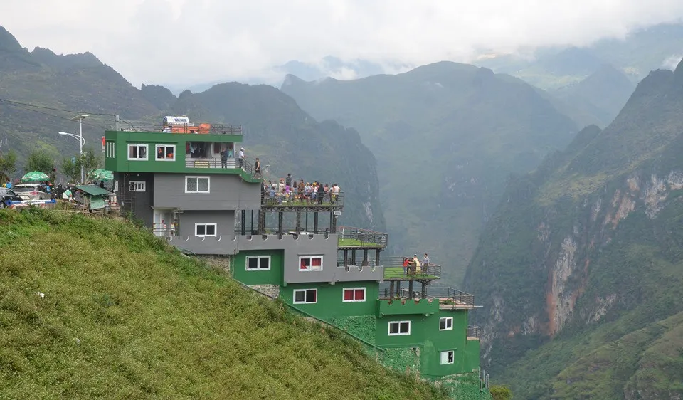 Thỏa hiệp với sai phạm