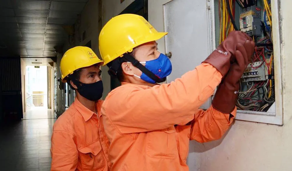 Tại sao giá điện tăng?