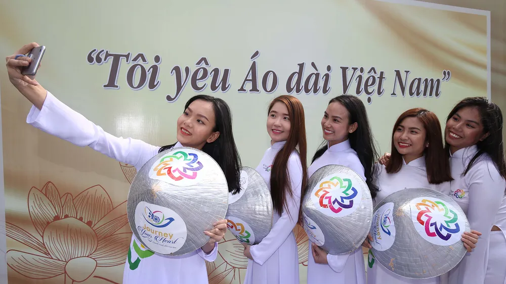 Giữ cho mình bản sắc 