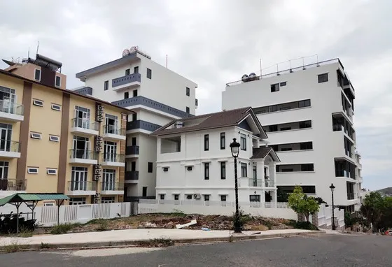Khánh Hòa “nóng” chuyện sai phạm trong xây dựng