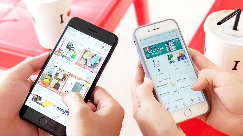 Mua hàng qua mạng: Từ vàng xuống… cám