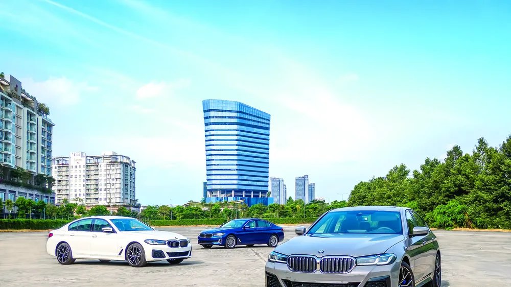 BMW 5 Series mới chính thức ra mắt tại Việt Nam: Thay đổi để dẫn đầu 