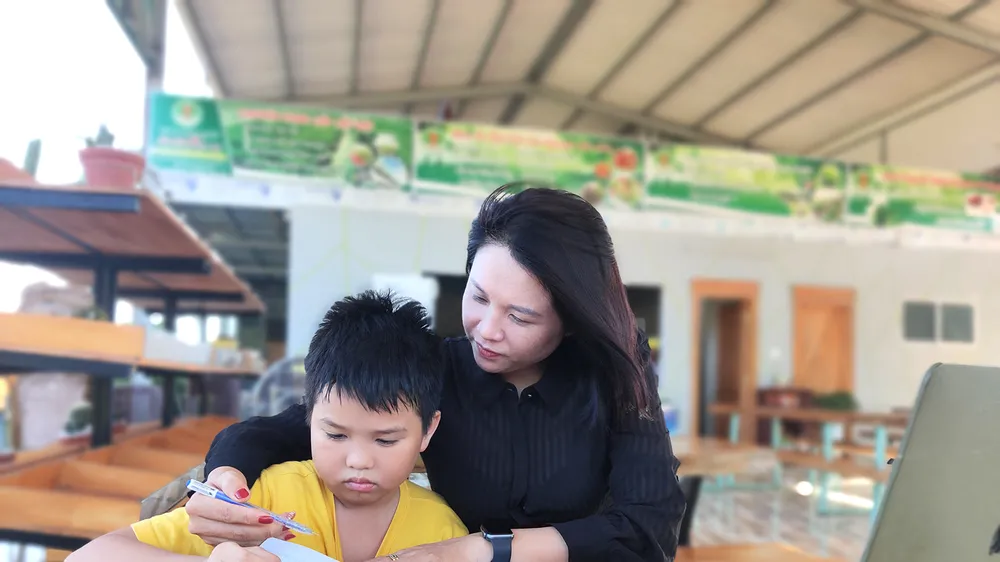 Đạo hiếu làm con 