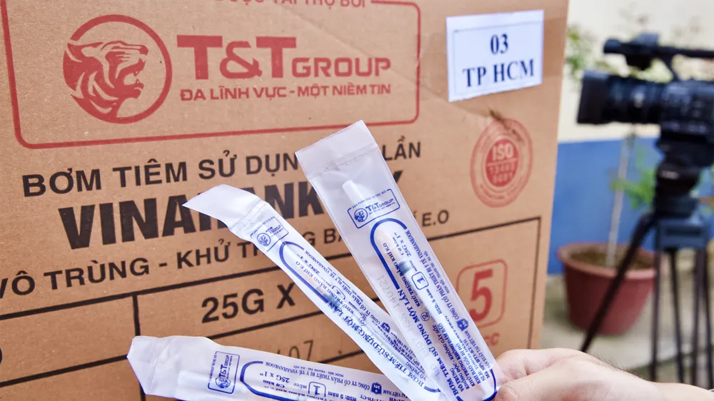 T&T Group bàn giao 8,5 triệu bộ bơm kim tiêm phục vụ chiến dịch tiêm chủng quốc gia phòng Covid-19
