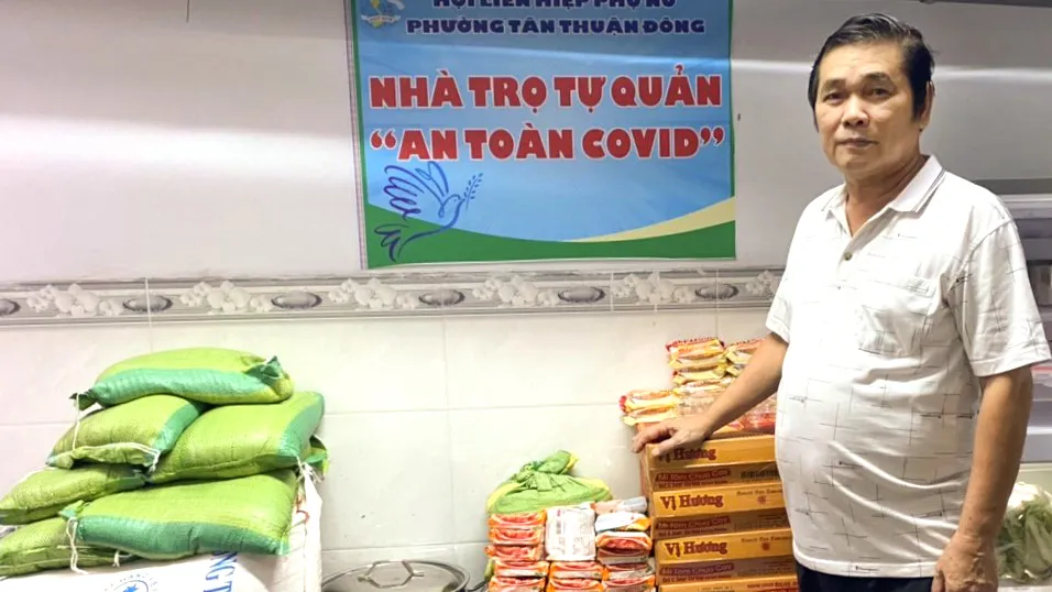 Những đảng viên tiên phong