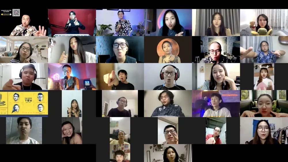 Tiếng cười mùa giãn cách