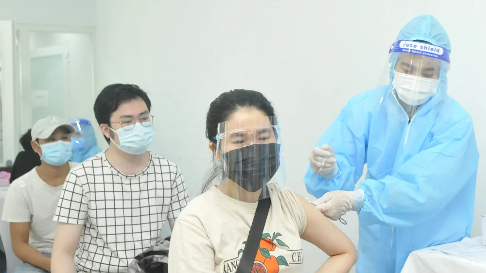  Cán bộ, nhân viên y tế: Nỗi buồn thưởng tết!