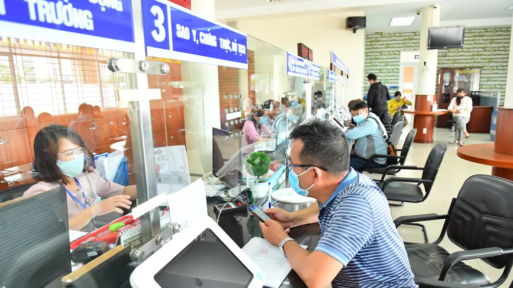 Tăng phục vụ dân, chủ động lấy lại đà tăng trưởng