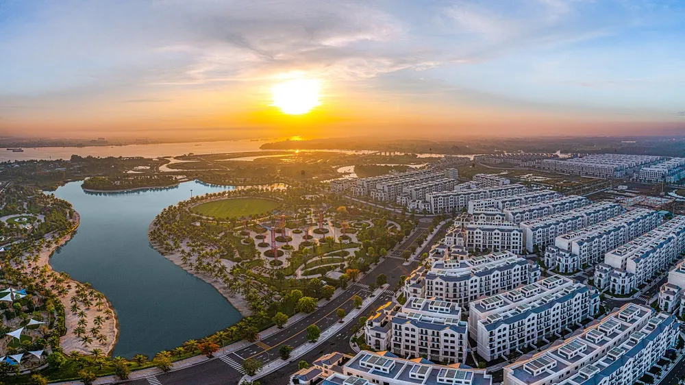 Vinhomes được vinh danh Top 10 chủ đầu tư bất động sản hàng đầu Việt Nam 