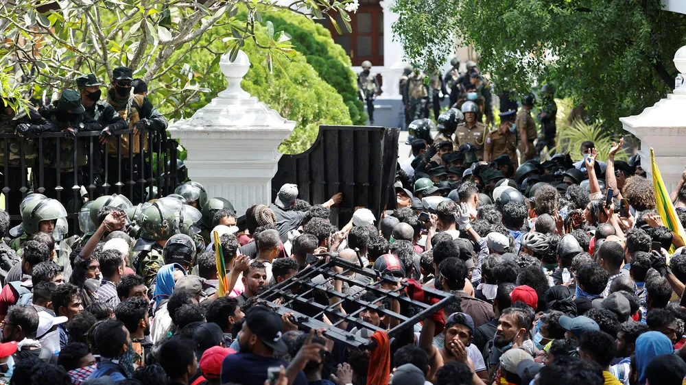 Sri Lanka ban bố tình trạng khẩn cấp quốc gia ​