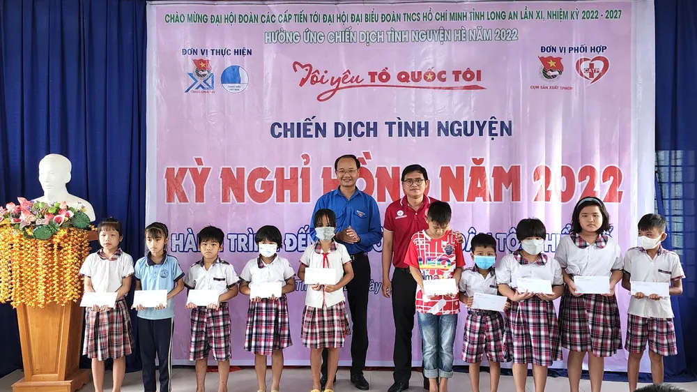 Chuỗi hoạt động an sinh xã hội chăm lo người dân khó khăn