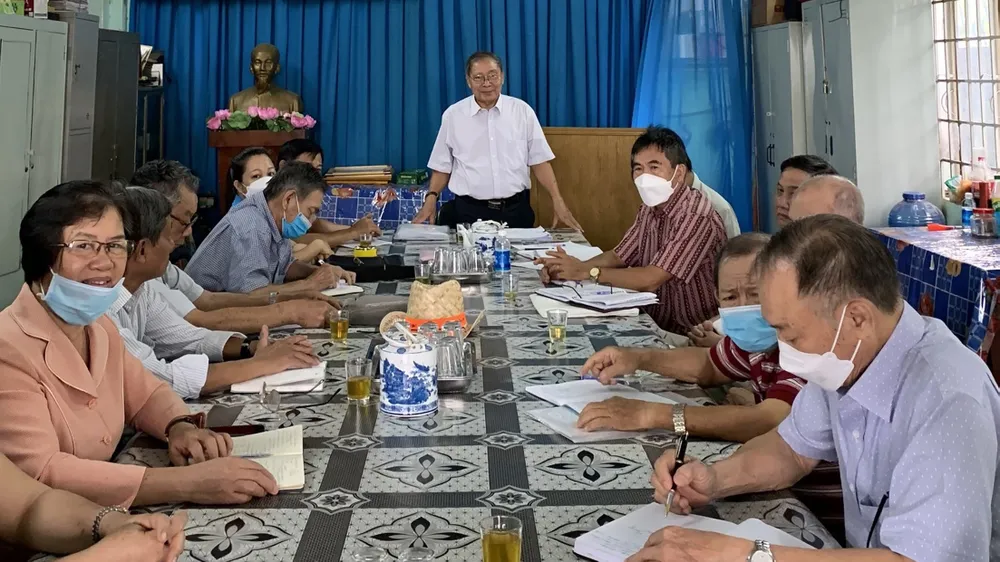 Mạnh dạn đưa đảng viên không đủ tư cách ra khỏi Đảng