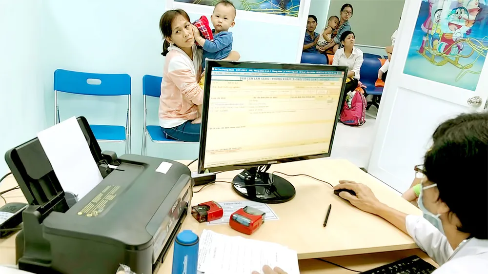 Chuyển đổi số ngành y tế: Hạn chế về kinh phí và nhân lực