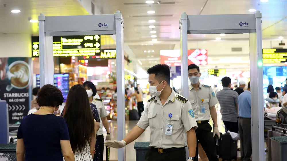 Cảng hàng không quốc tế Nội Bài tăng cường lực lượng an ninh đảm bảo an toàn cho các chuyến bay