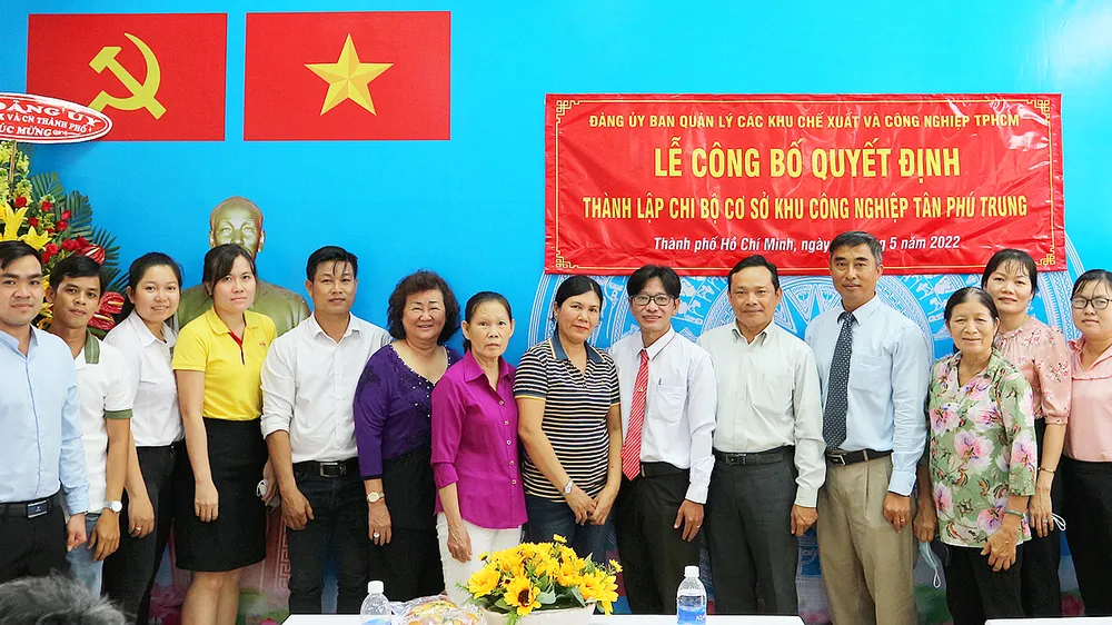 Phát triển Đảng trong doanh nghiệp ngoài nhà nước: Trong khó khăn vẫn có nhiều điểm sáng