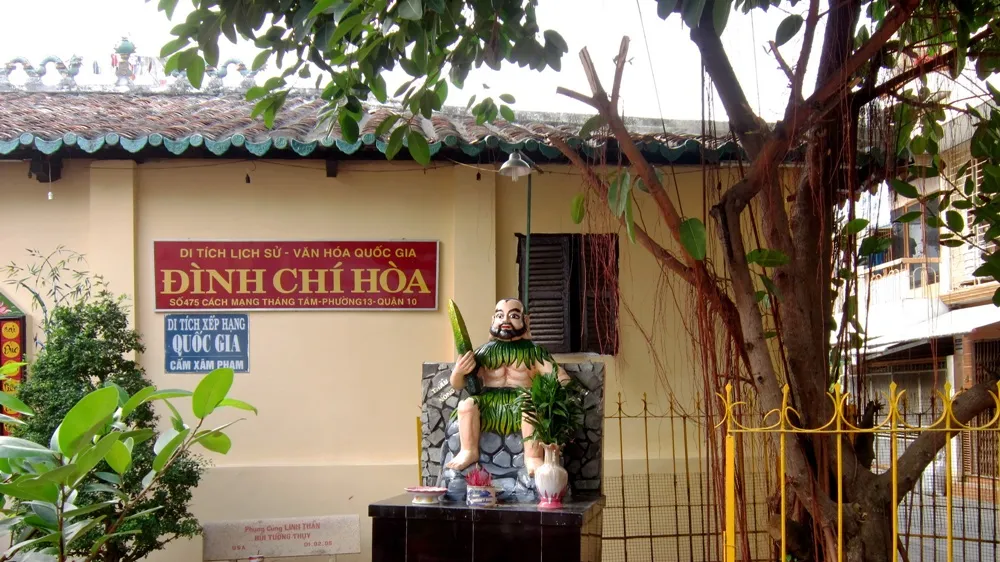 Di tích kiến trúc nghệ thuật quốc gia đình Chí Hòa. Ảnh: HTV