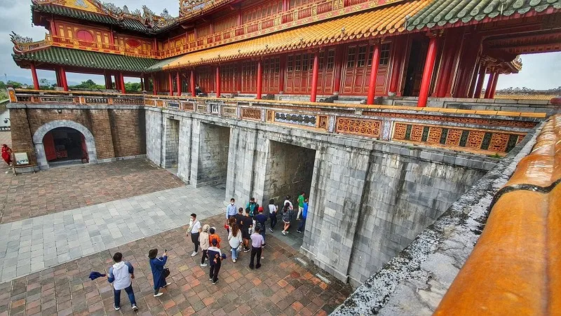 Thừa Thiên - Huế: Chấn chỉnh việc hướng dẫn viên thuyết minh sai sự thật