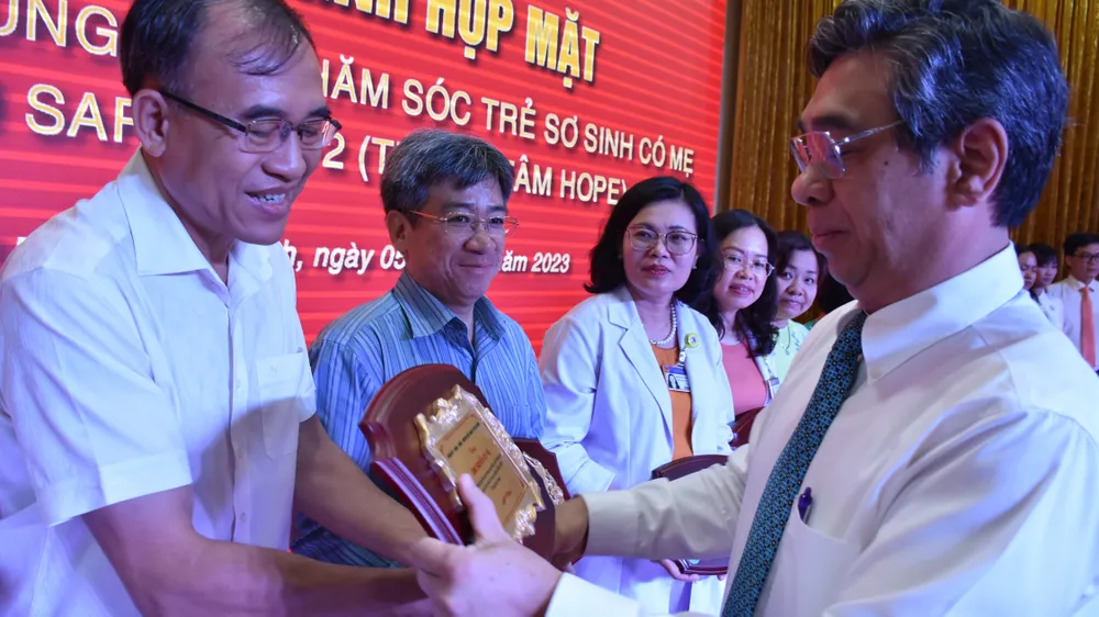 Tôn vinh những người lặng thầm ở Trung tâm H.O.P.E