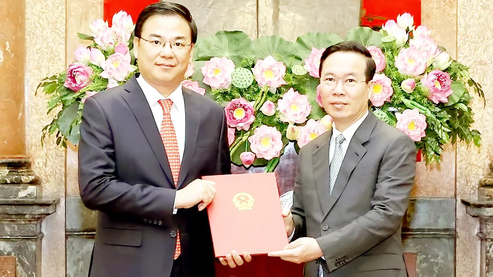 Chủ tịch nước tiếp các đại sứ trình quốc thư