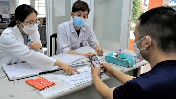 TPHCM đề xuất thí điểm mở rộng thuốc BHYT tại trạm y tế