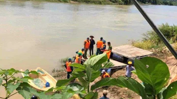Đắk Nông: Lật thuyền, 2 nạn nhân mất tích trên sông Krông Nô