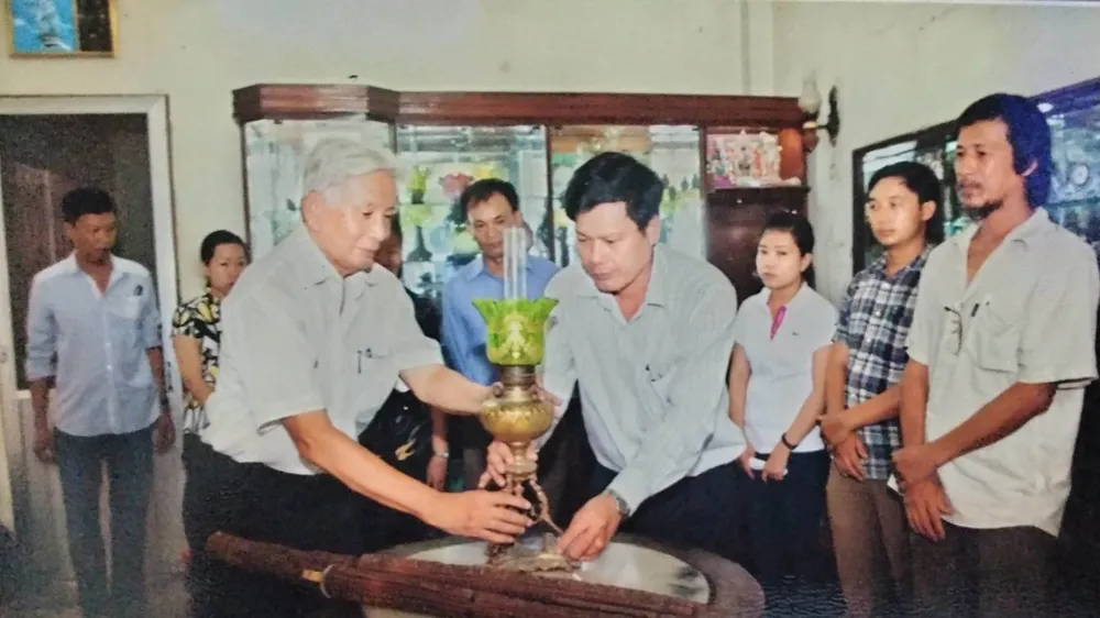 Để quê hương tỏa sáng