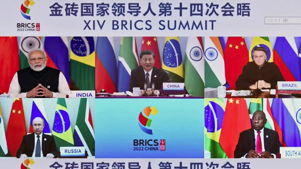 Thúc đẩy phát triển BRICS