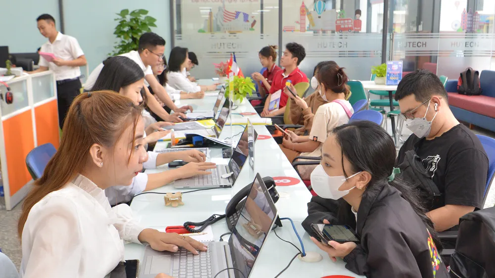 Điểm chuẩn đại học đợt 1-2023: Nhiều ngành tăng bất ngờ