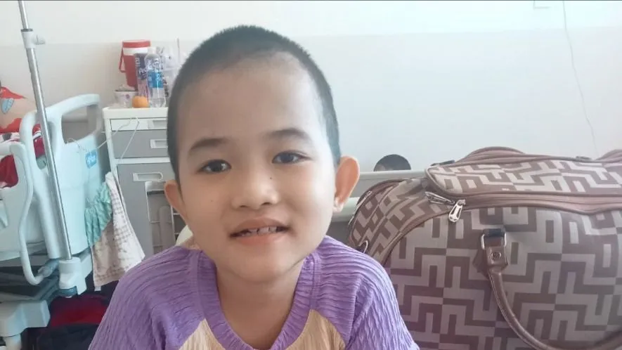 Bé gái 7 tuổi bị u não ác tính