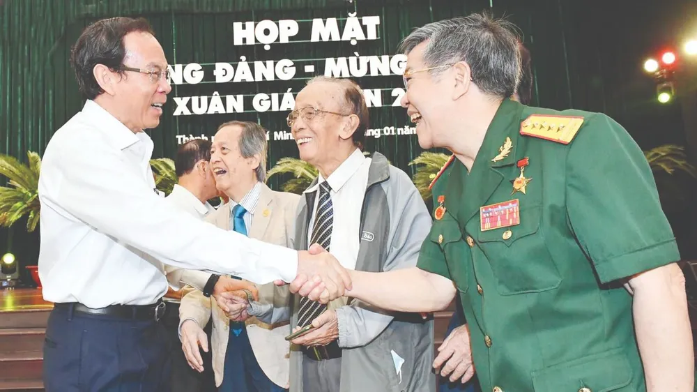 TPHCM họp mặt “Mừng Đảng - Mừng Xuân”